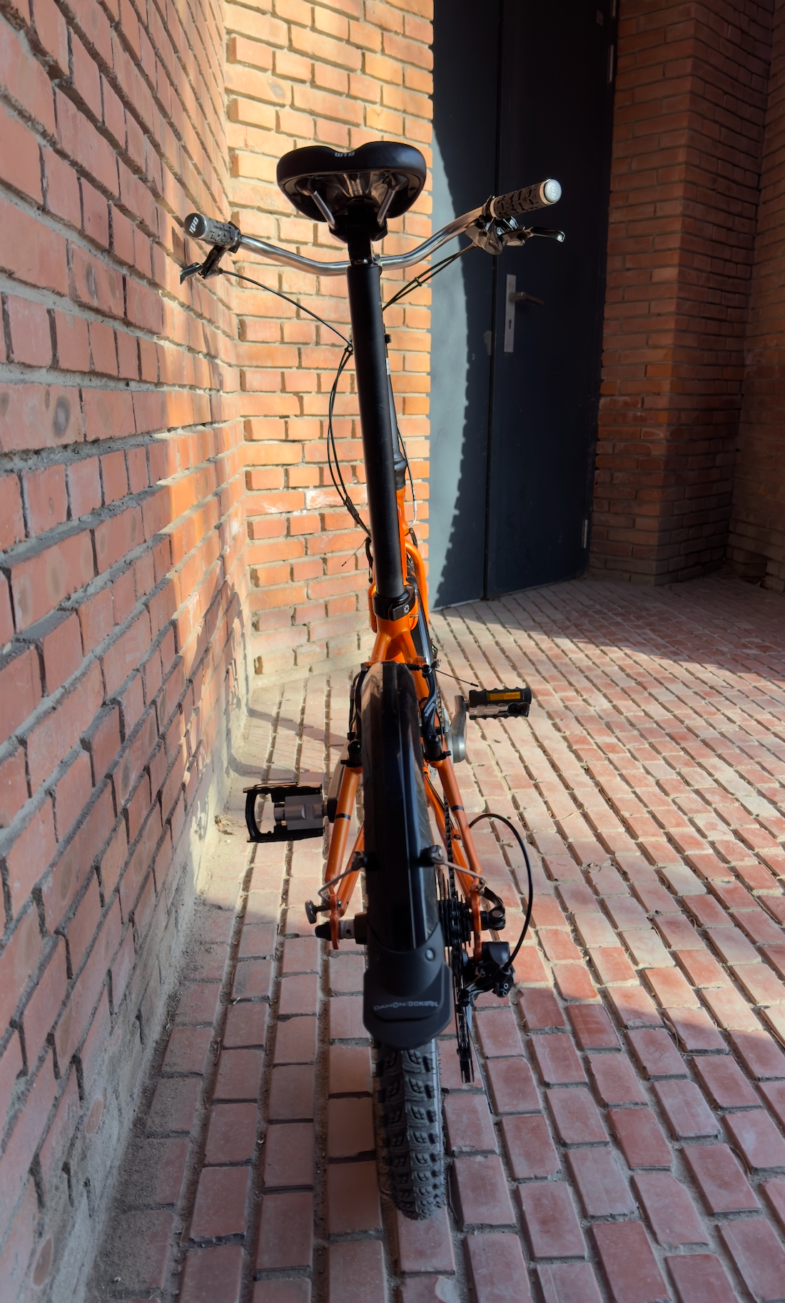 Ten Years Later, This Old Dahon Is Back on the Road